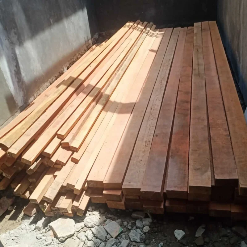 Balok Kayu Bengkirai 6x12x400 cm