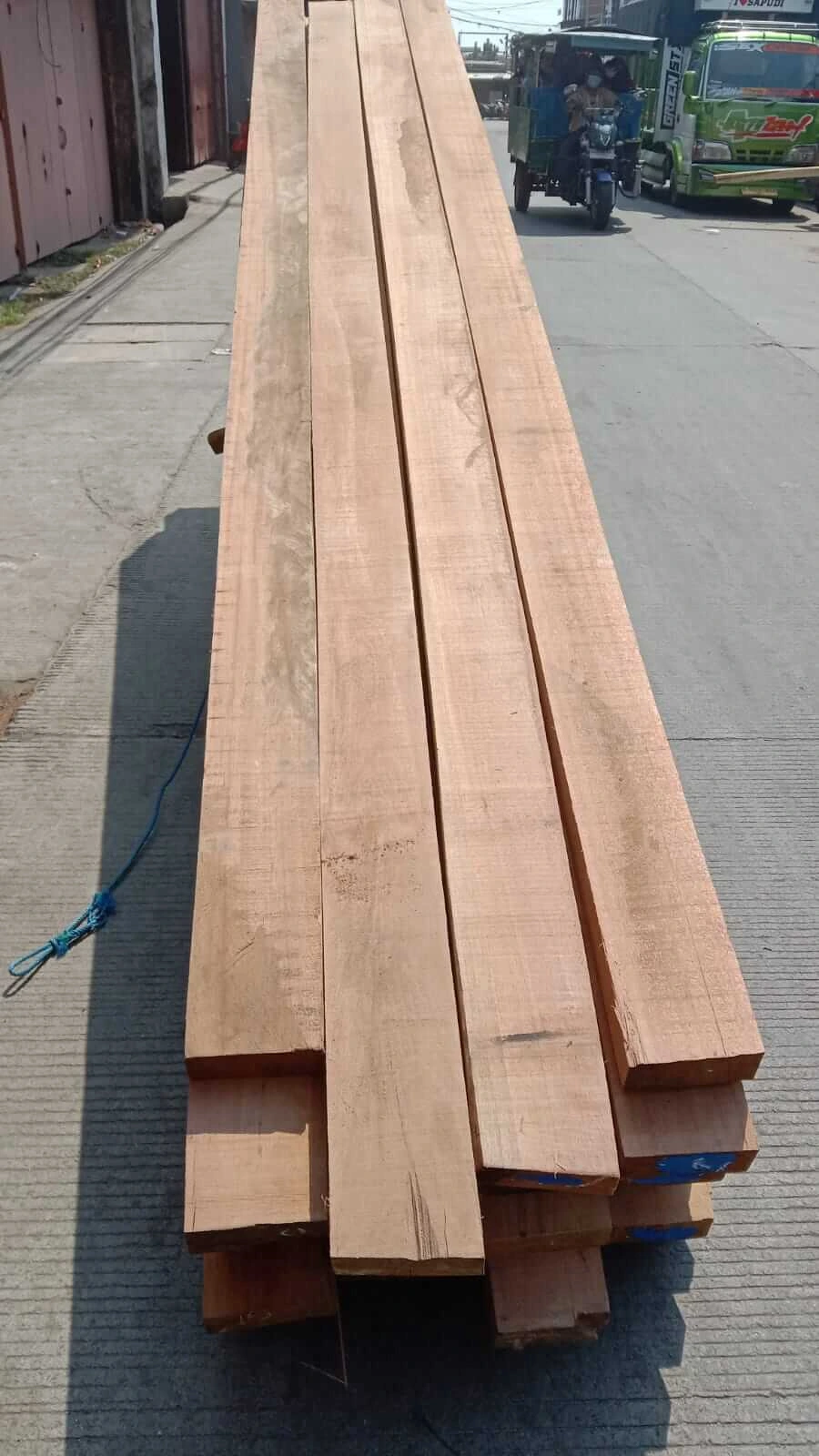 Material Kayu Kamper Samarinda Oven untuk Kusen – PD Sumber Jaya gudang PD Sumber Jaya Cilincing
