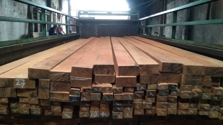 Kayu Merbau Oven untuk Decking & Kusen – PD Sumber Jaya